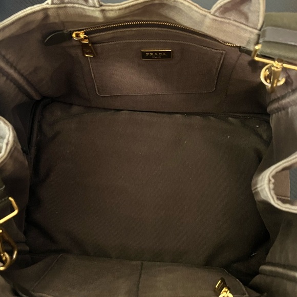 Prada Canvas Large Canapa Logo Tote Green - Picture 5 of 10